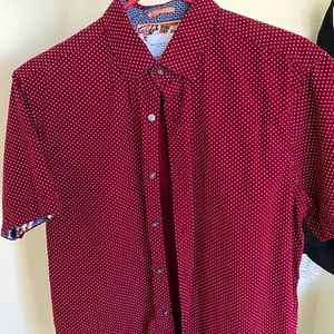 Short sleeve button down